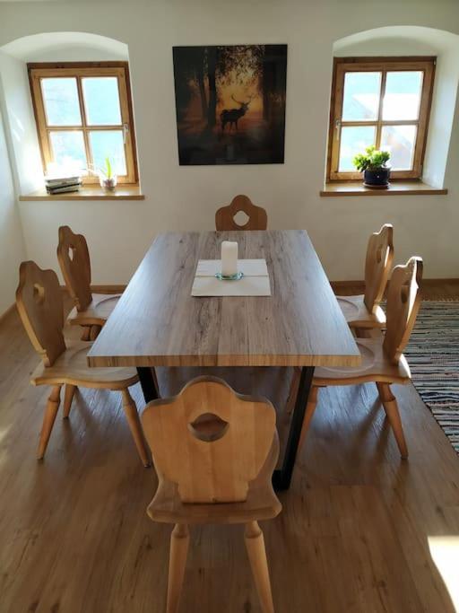 Upcycling Appartement Fischl - Nachhaltig Und Kreativ Wohnen Fuer Gross Und Klein Jenbach Zewnętrze zdjęcie